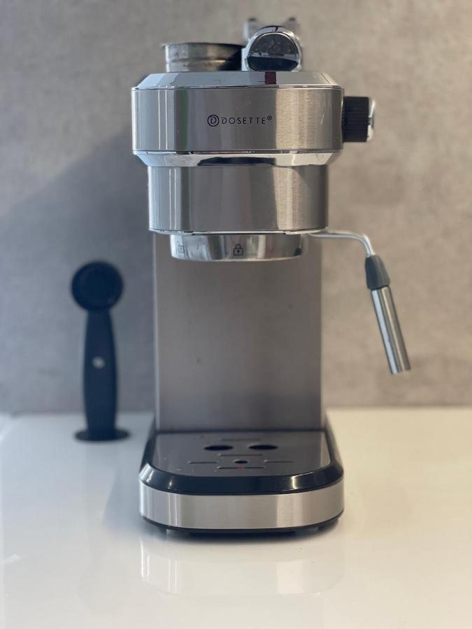 Sparkling Dream Saronida Ngoại thất bức ảnh